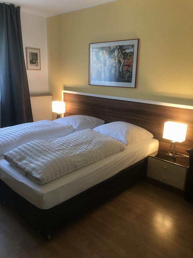Apartmenthaus Sonnen Дюссельдорф Екстер'єр фото